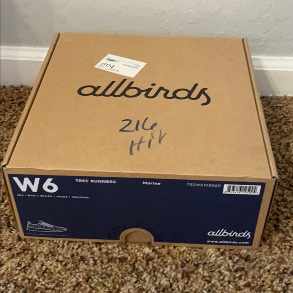 Brand new allbirds Tree Runners